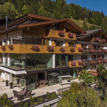 Hotel Garni Gardena - Appartments Santa Cristina Val Gardena Екстериор снимка